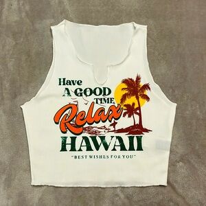 White top, size M, SHEIN, it doesn’t have a tag I never use it,it doesn’t fit me